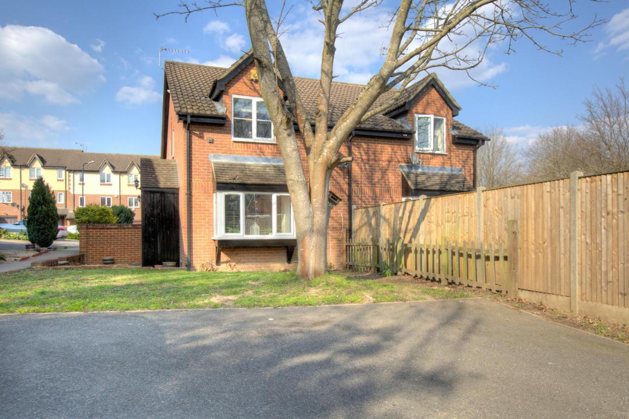 Windsor Burnham Ascot Haven Sleeps 4 Villa Slough Eksteriør billede