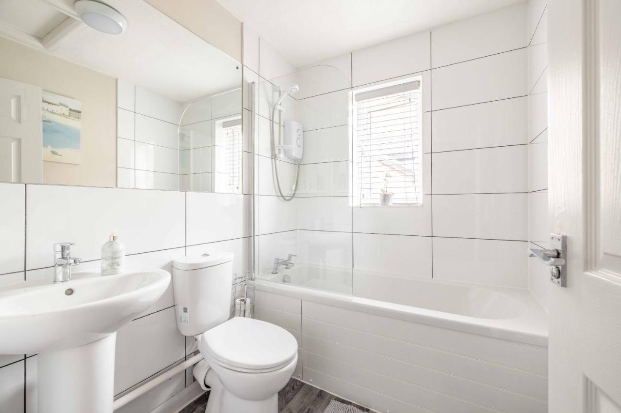 Windsor Burnham Ascot Haven Sleeps 4 Villa Slough Eksteriør billede