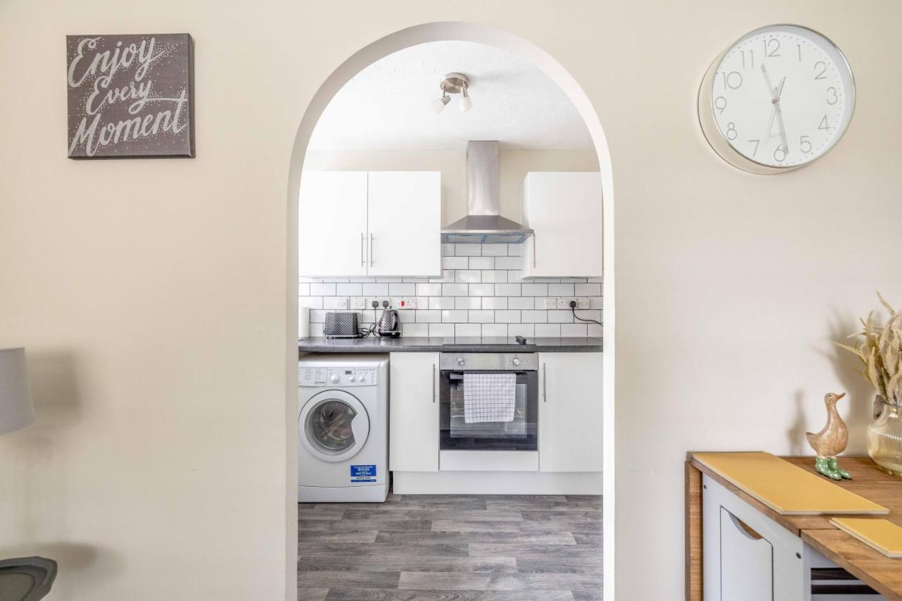 Windsor Burnham Ascot Haven Sleeps 4 Villa Slough Eksteriør billede